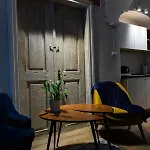 Old Апартаменты *